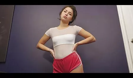Njemački drolja masturbira na filmeporno video kameri