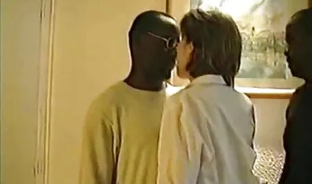 Kuja treba filme porno grati zadovoljstvo, prsti se koriste