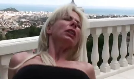Dvije mlade grančice i filmeporno mom jedan kurac