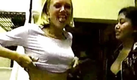 Ana Foxxx se film porno anl zajebava s bijelim momcima