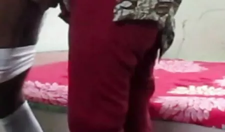 Mlada baba filme porno torent jebe se teško s dildom
