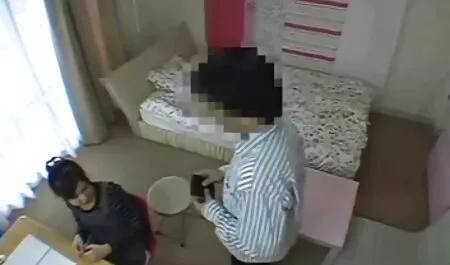 Lizana obrijana maca filme porno n i jebeni anal