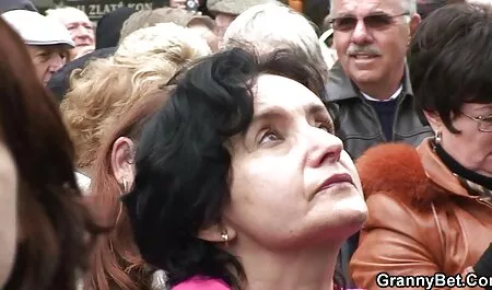 Crvenokosa studentica jebe filmeporno hd lezbijsku psihologinju u uredu