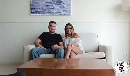 Porno zvijezda filmeporno mom dobiva masažu od gayera