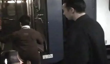 Brineta velikog magarca film porno in 3 Lexxxi Lockhart dobiva jeben brucoš