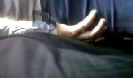 Plavuša na kastingu pokazuje svoje čari filme porn