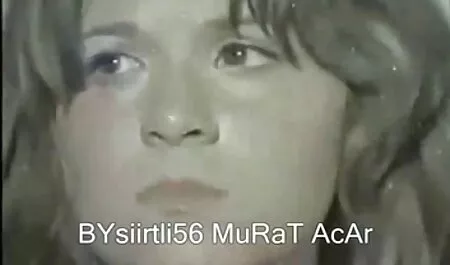 Prilična studentica filme porno con voli sisati kurve
