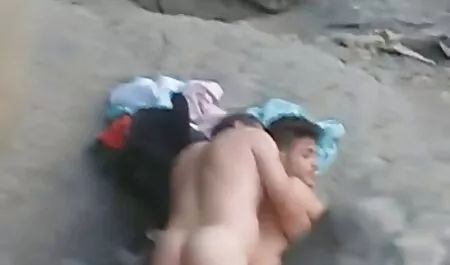 Zatvorenik je jebeno analnu djevojku filme porno grati polysenku u svom uredu