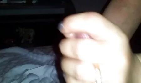 Bitchy Valentine guta vruću spermu filmeporno xx