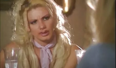 Snimam sakrivenom kamerom kako da jebem svoju ženu u filmeporno gratis online sobi