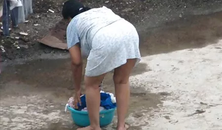Ako dlakavi filmeporno hd Azijat želi imati težak seks, tada će joj to srediti partner širivši usne, azijska žena stenja i žmirka, dobija puno orgazama
