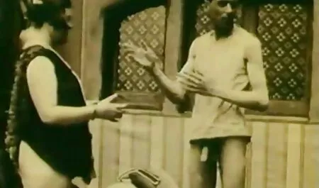 Napuhani filme porno grati homoseksualci imaju oralni seks