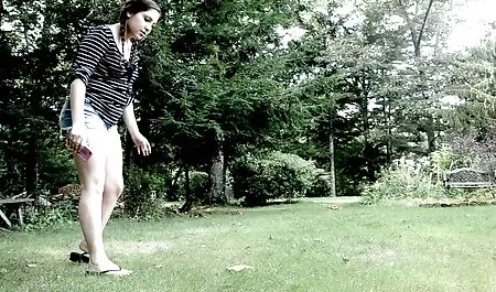 Tetovirana brineta filme porno xnxxcom sakriva se od raka