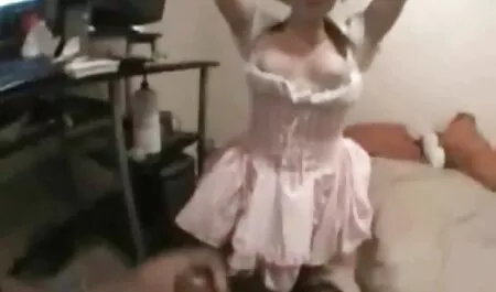 Jade s filmeporno cu flocoase velikim sisama sisa penis