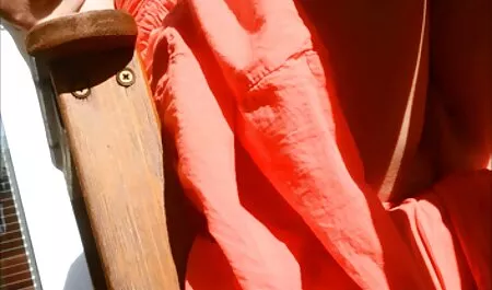 Crvenokosi punker Lilyan Red pozvao filmeporno hamster je bradate mužjake u gangbang
